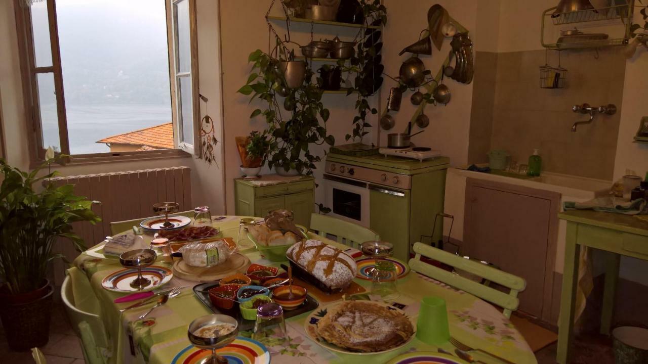 卡萨帝卡米拉住宿加早餐旅馆 Carate Urio 外观 照片