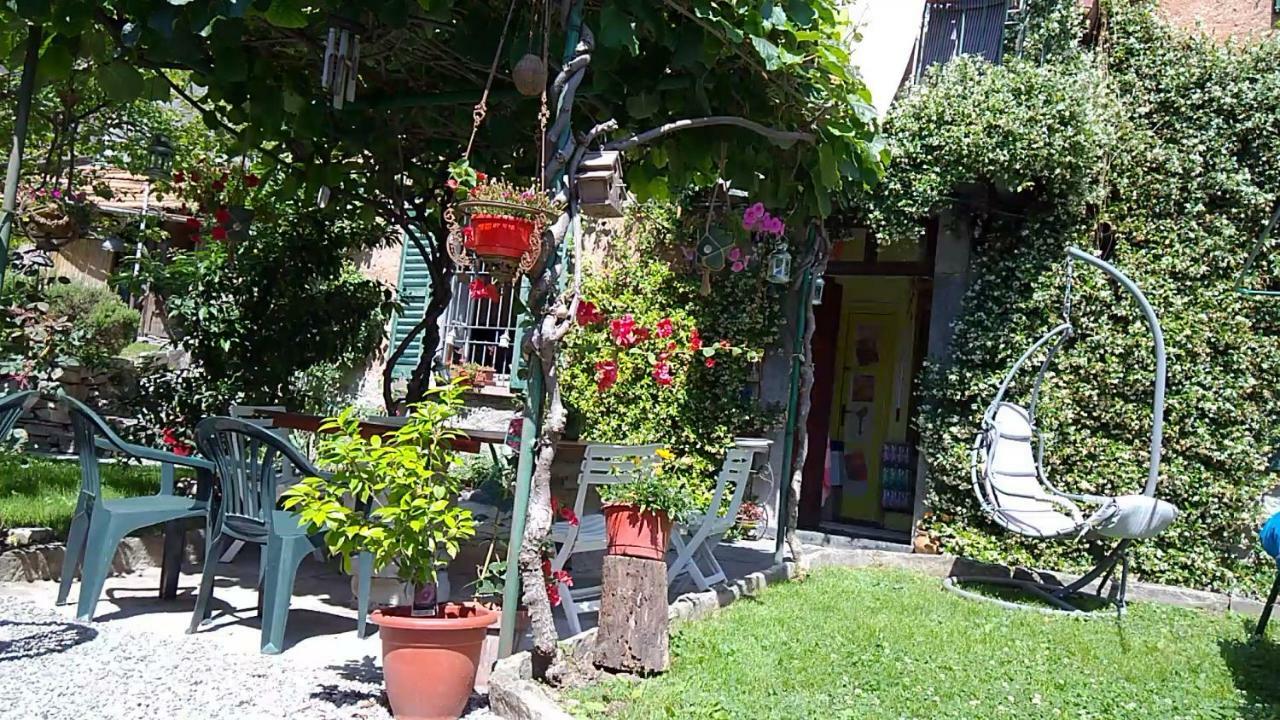 卡萨帝卡米拉住宿加早餐旅馆 Carate Urio 外观 照片